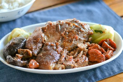 Pata Tim (Slow Cooker Chinese Stewed Pork Hock)