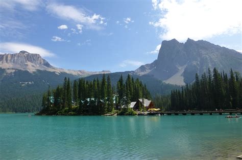 Hiking Emerald Lake Loop at Yoho National Park • Hiking Route » outdooractive.com