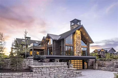 FOR SALE: Stunning Mansion in Woodland, Utah