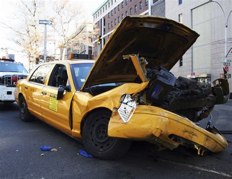 What to Do if You are in a Taxi Cab Accident and Injured | Naftulin & Shick