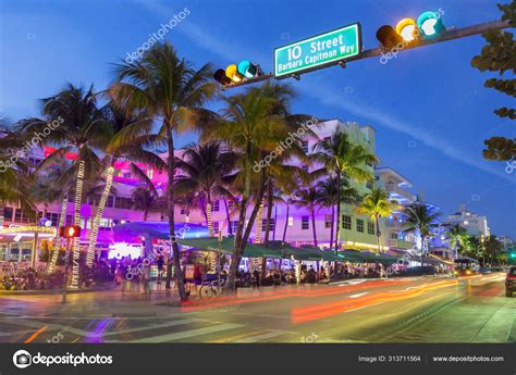 Miami, Neon lights on Ocean Drive. – Stock Editorial Photo © s4visuals ...