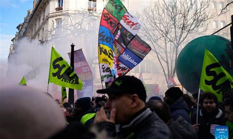 French workers stage 2nd mass strike over pension reforms - Global Times