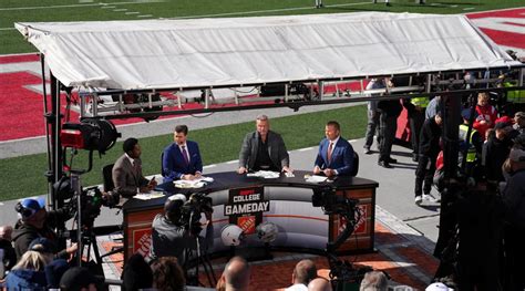 ESPN’s ‘College GameDay’ Announces Overseas Trip for 2024 Debut | WKKY ...