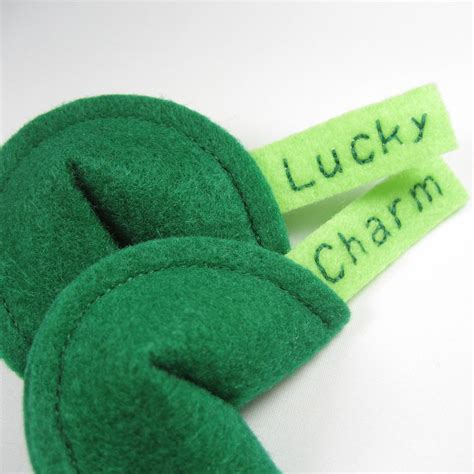 Lucky Charm, Catnip Cat Toy on Luulla