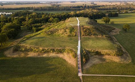 Cahokia Mounds - Students | Britannica Kids | Homework Help