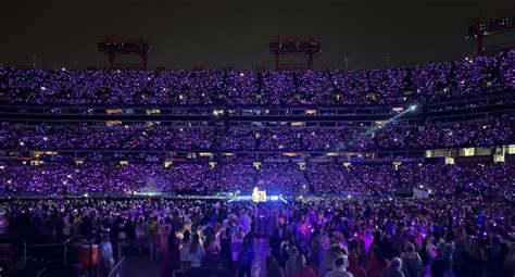 Taylor Swift’s stuns fans with a true “Midnight Rain” performance in ...