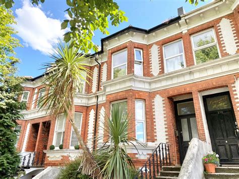 2 bed flat for sale in New Church Road, Hove, East Sussex BN3 - Zoopla