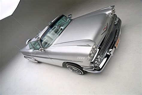 Racing cars: Lowrider CHEVROLET IMPALA CONVERTIBLE – 58 CALIBER 1958