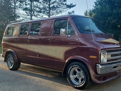 1977 Dodge B200 Tradesman Custom Retro Van Orange RWD Automatic - Classic Dodge B200 Tradesman ...