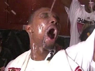 Chris Bosh Ridiculous Face After NBA Finals Win - Business Insider