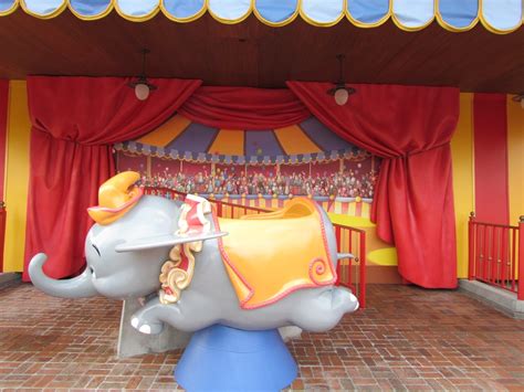 Dumbo Photo-Op Now Open at Storybook Circus | The Disney Blog