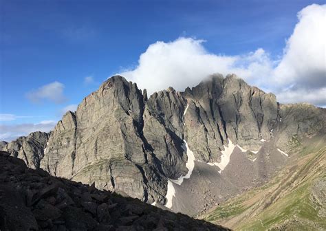 Crestone Needle and Crestone Peak in the Sangre de Christo Range, Colorado. [4032x3024] [OC] : r ...