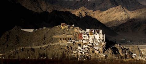 ₹48K Leh Ladakh Trek | 10 Breathtaking Treks In Leh Ladakh