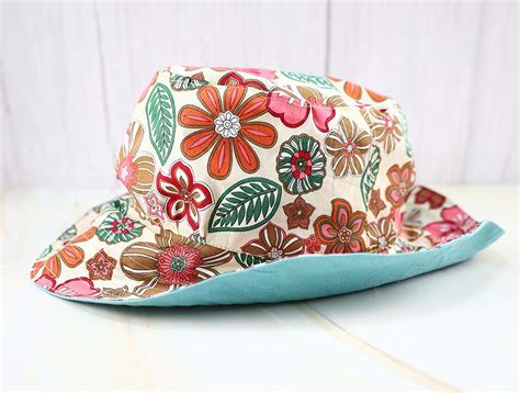 How To Make A Bucket Hat - Reversible Bucket Hat Pattern (VIDEO) ⋆ ...