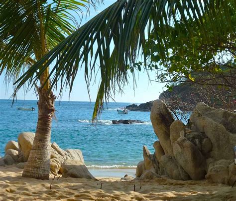 Manzanillo Beach | A Taste for Travel