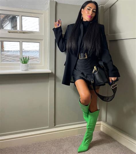 Boots in fashion | Booties outfit, Green boots outfit, Green booties outfit