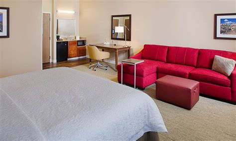 Hampton Inn & Suites Palmdale | Groupon