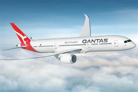 Qantas scenic flight to nowhere could be fastest selling flight in airline's history - ABC News