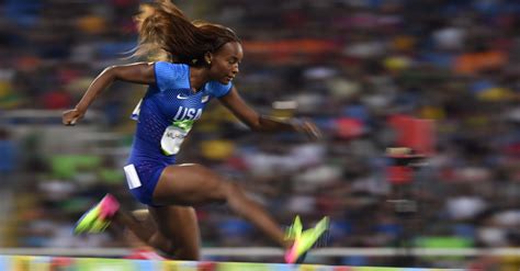 Dalilah Muhammad Becomes First U.S. Woman To Win 400-Meter Hurdles | HuffPost