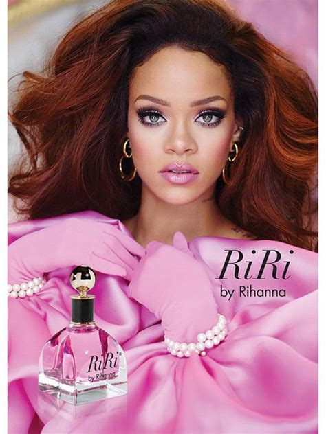 Rihanna Launches New Fragrance, Karlie Kloss Fall 2015 Ad Campaigns