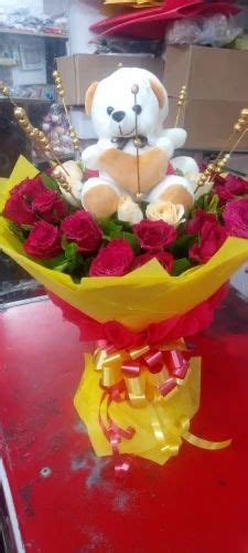 Chocolate Bookey n Teddy Bear at Rs 1200 | Chocolates in Lucknow | ID: 2851074875955