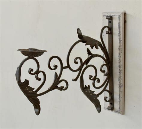 METAL WALL MOUNTED CANDLE HOLDER – 40X45CM – Lemon Tree Interiors