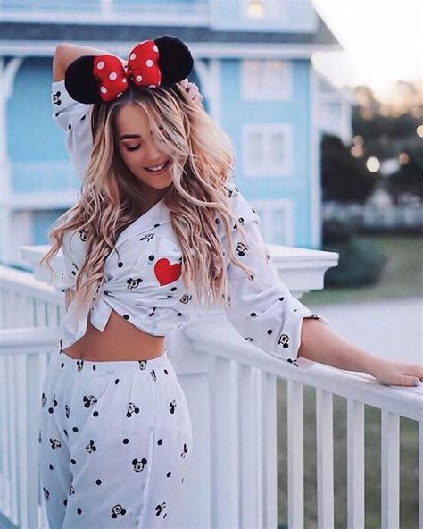 Disney outfits Mickey and Minnie Theme Accessories - Inspired Beauty ...