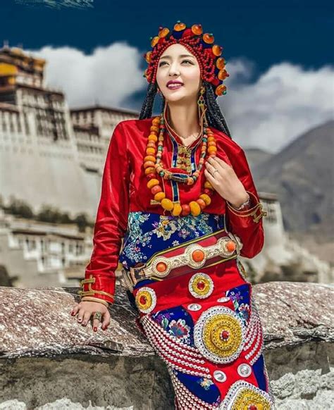 Pin by Pdondup on Tibetan | Fashion, Traditional fashion, Traditional ...