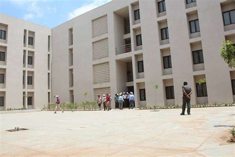 IITE Gandhinagar - Admission 2025, Fees, Courses, Placement, Ranking