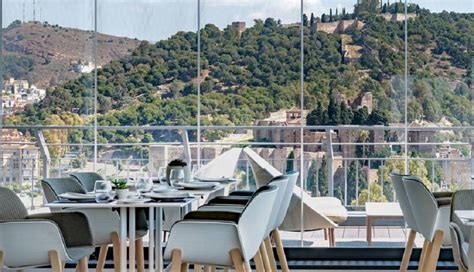 3 Best Rooftop Restaurants in Malaga [2024 UPDATE]