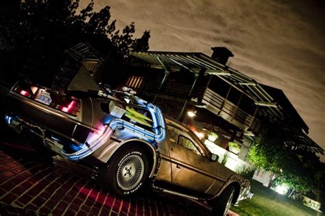 BttF DeLorean Replica - The Awesomer