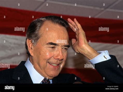 Bob dole campaign 1996 hi-res stock photography and images - Alamy