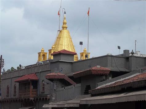 Shri Shirdi Sai Baba Temple, Maharashtra - TemplePurohit