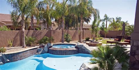 Tropical Arizona Pool - Landscaping Network