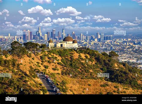 Griffith Observatory and Los Angeles skyline Stock Photo - Alamy