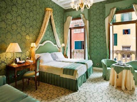 UNA Hotel, Venice - Get UNA Hotel Hotel Reviews on Times of India Travel