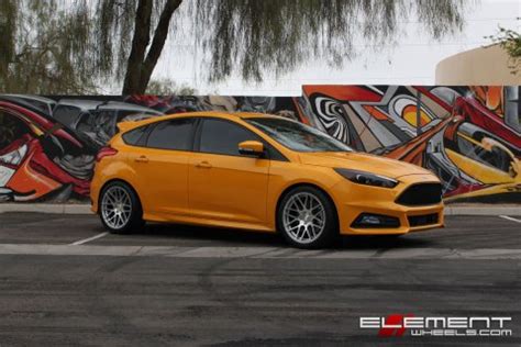 Ford Focus Wheels | Custom Rim and Tire Packages