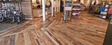 Wood Flooring in Commercial Spaces - Renova Flooring