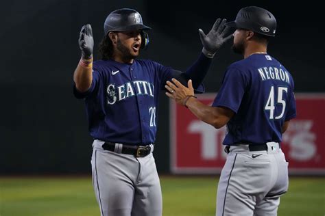 Mariners' 2023 Opening Day roster finalized - adefam.com