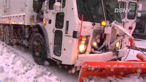 DSNY Snow Fighting 2016- Tandem Plowing - YouTube