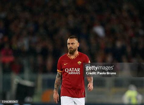 Daniele De Rossi of AS Roma looks on during his last match of the... News Photo - Getty Images