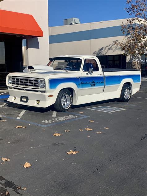 #415 - 1976 Dodge D100 Custom | MAG Auctions