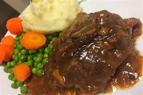 Nanny’s Braised Steak | Slow Cooker Central | Recipe | Braised steak ...