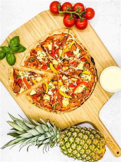 Pineapple pizza recipe - Splash of Taste - Vegetarian Recipes