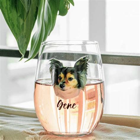 Reader's Digest | 25 Best Personalized Pet Gifts for 2021 — Gift Ideas for Dog & Cat Lovers