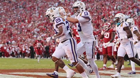 LSU Football vs. Texas A&M: Tigers Release Uniform Combination for Week 9