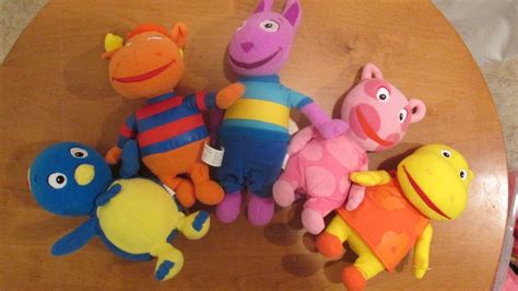 Backyardigans Plush Complete Set of 5 Austin Uniqua Tasha Pablo Tyrone 9"-11" | #1837199617