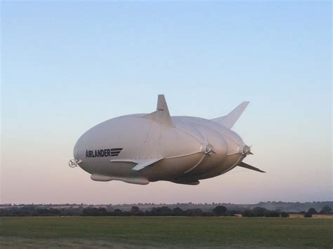 Flying High: 7 Post-Hindenburg Airships | Live Science