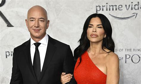 Jeff Bezos and Lauren Sanchez - EstellaBranden