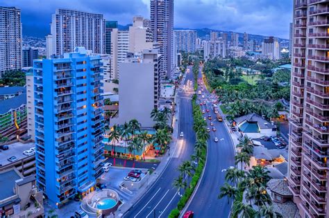 Ala Moana Boulevard in Honolulu - A Bustling Street Along Honolulu’s Waterfront – Go Guides